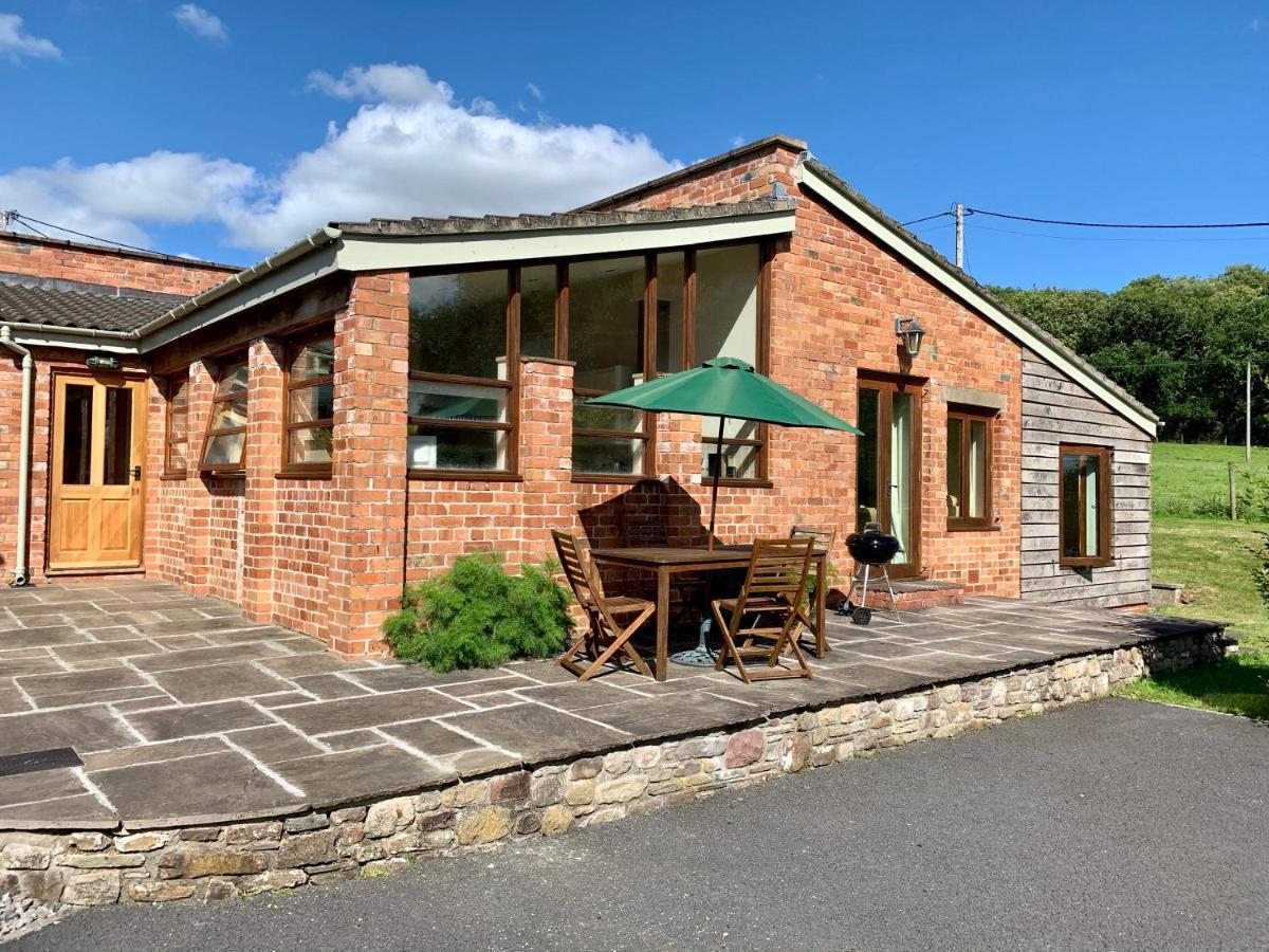 Villa The Old Bull Pen à Abergavenny Extérieur photo