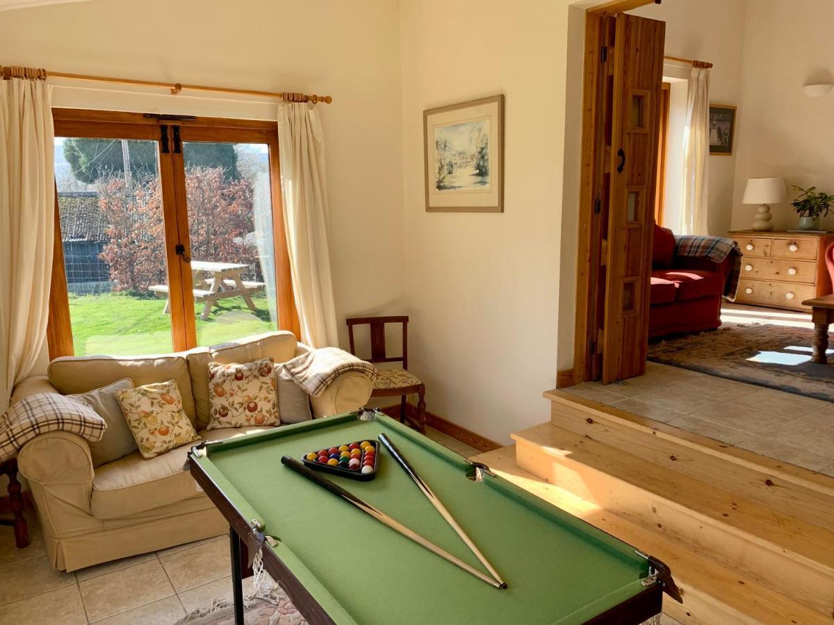 Villa The Old Bull Pen à Abergavenny Extérieur photo